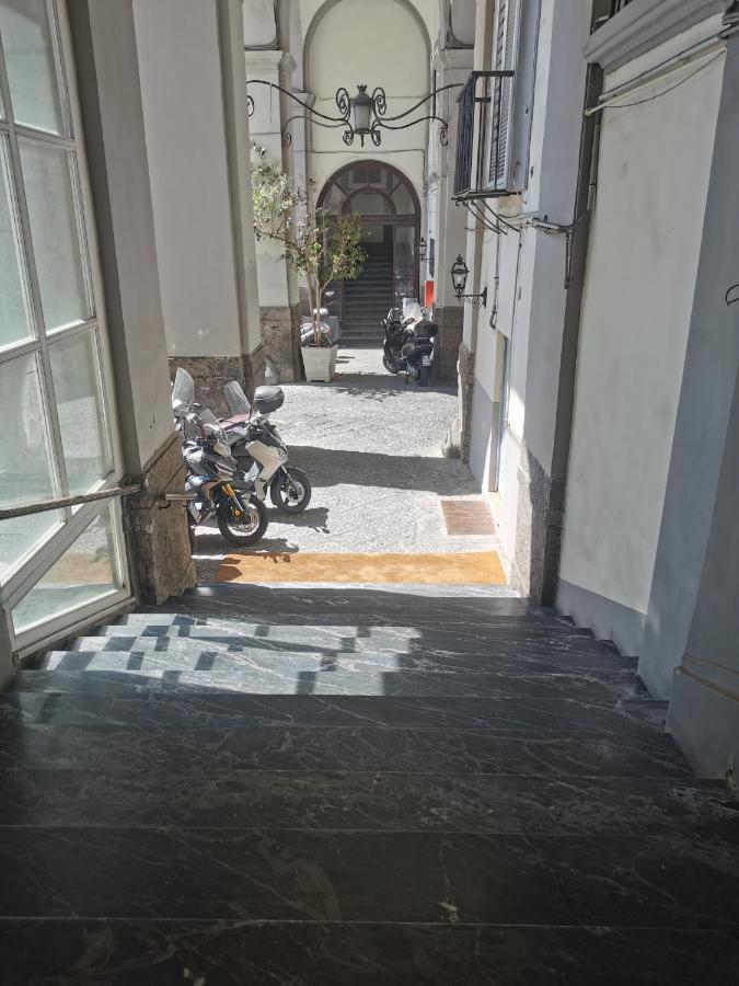Apartament Napoli Centro Chiaia Zewnętrze zdjęcie